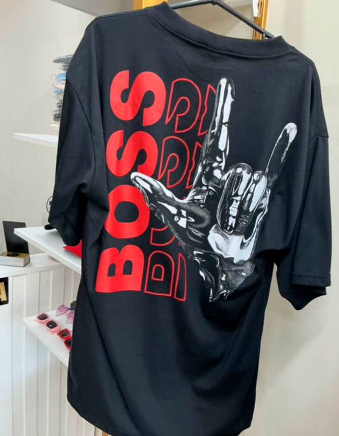 Camiseta Premium LM 18